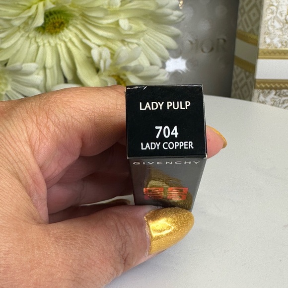 Givenchy lady pulp lip lacquer color:704 lady copper new in box - Picture 4 of 5